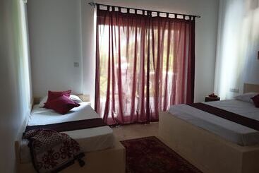 پانسیون Bb Ayla Beach House Zanzibar