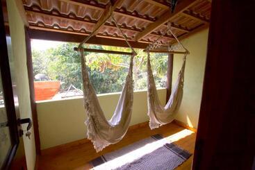 پانسیون Espaço Shanti   Chalés