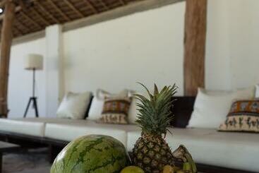 تختخواب و صبحانه Kuwa Zanzibar