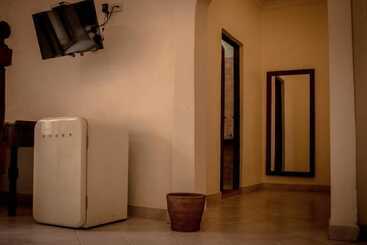 تختخواب و صبحانه Stone Town Cafe And Bed &breakfast