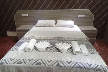 Ceren Otel