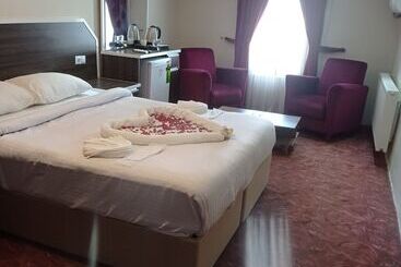 Ceren Otel