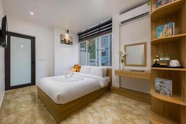 هتل Cat Ba Hongkong