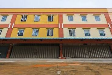 هتل Hasan House Syariah 2 By Oyo