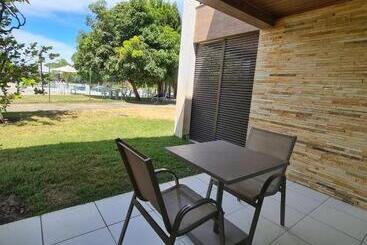 هتل Iloa Condomínio Resort Barra De São Miguel, Quarto Em Frente A Piscina