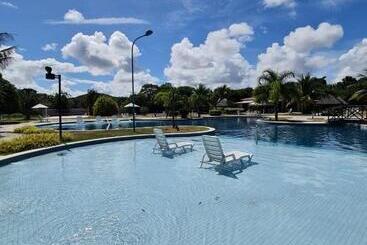 هتل Iloa Condomínio Resort Barra De São Miguel, Quarto Em Frente A Piscina