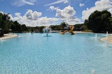 هتل Iloa Condomínio Resort Barra De São Miguel, Quarto Em Frente A Piscina