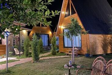 هتل Karaöz Sapphire Bungalows