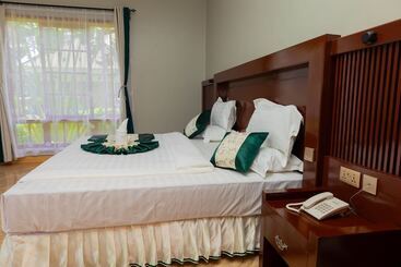 هتل Kerama Silent Lodge