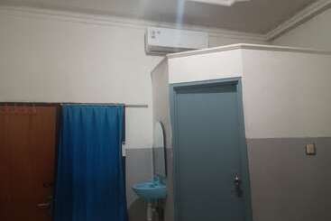 هتل Multi Plus Inn By Oyo