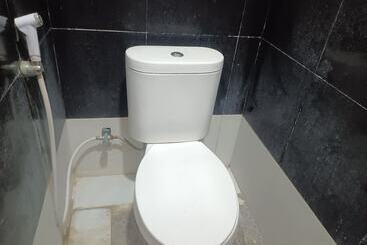 هتل Multi Plus Inn By Oyo