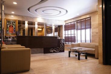 هتل O Delhi, Near Metro Station Karol Bagh