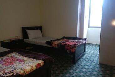 هتل Relax Inn