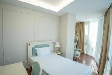 Sol Invictus Boutique Hotel Durres Albania