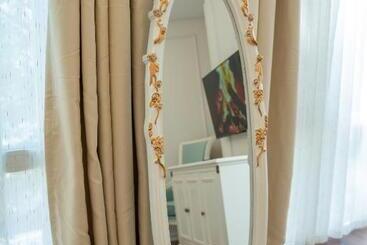Sol Invictus Boutique Hotel Durres Albania