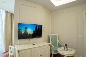 Sol Invictus Boutique Hotel Durres Albania