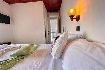 هتل Villa Ece Pension
