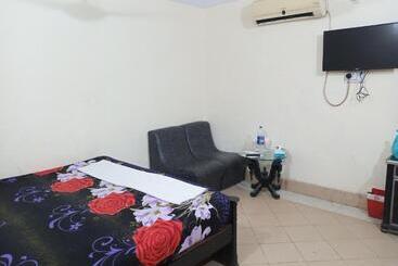 هتل Vip Palace Lodge