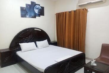 هتل Vip Palace Lodge