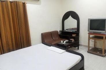 هتل Vip Palace Lodge