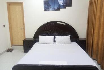 هتل Vip Palace Lodge