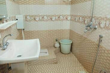 هتل Vip Palace Lodge
