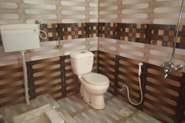 هتل Vip Palace Lodge