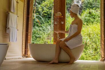Nadi Nature Resort   Adults Only