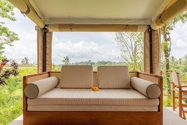 Nadi Nature Resort   Adults Only