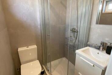 پانسیون Carcavelos Beach Walking Distance Room