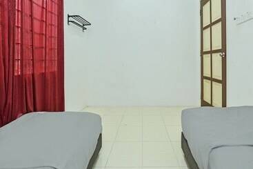 پانسیون Casaria Paka Homestay By Oyo