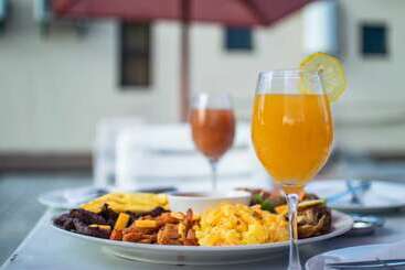 پانسیون Etang Guest House