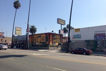 هتل Economy Inn Hollywood