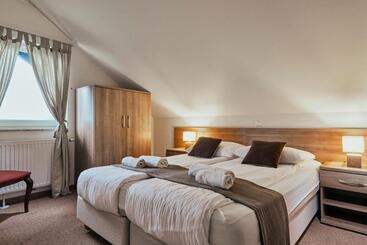هتل Rooms & Restaurant Ostarija