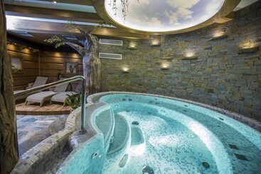 هتل Pensjonat Orlik Mountain Resort&spa