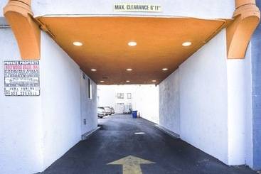 هتل Value Inn Hollywood
