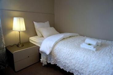 هتل Villa Modlin Airport