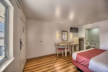 Motel 6kerrville, Tx