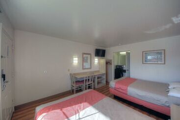 Motel 6kerrville, Tx