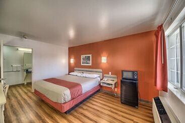 Motel 6kerrville, Tx