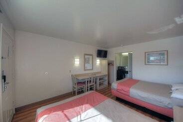 Motel 6kerrville, Tx