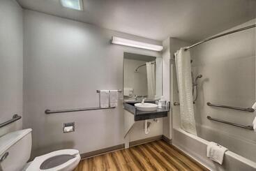 Motel 6kerrville, Tx