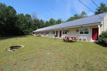 The Villager Motel