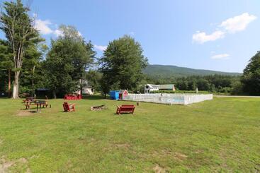 The Villager Motel