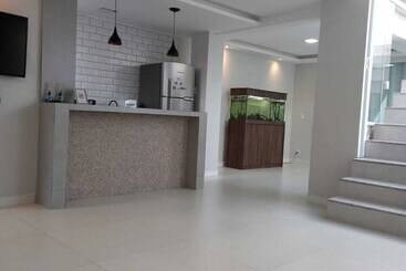 هاستل Suites Phison