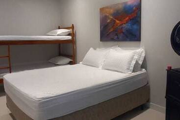 هاستل Suites Phison