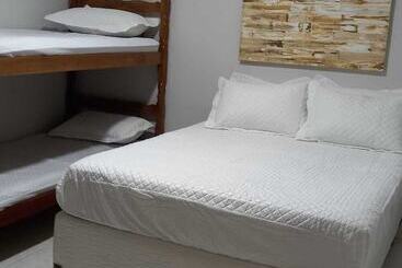 هاستل Suites Phison