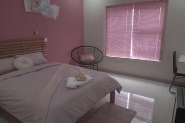 Chaya Accommodation B&b And Self Catering