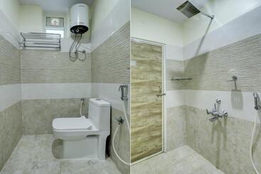 هتل Flagship Aruna Executive Inn