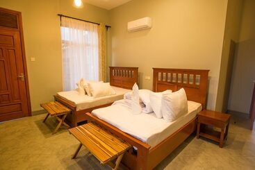 Medan Hotel & Apartments